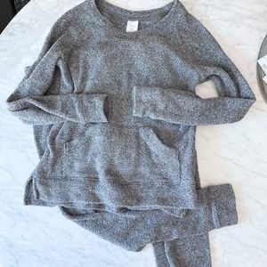 Secret Treasures Cozy Gray Two-Piece Lounge Set